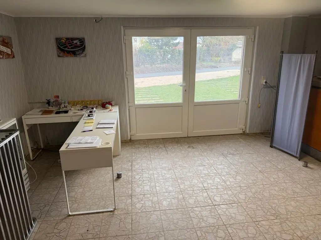 Ein/ Mehrfamilienhaus, Business, Co- Housing zwei Wohneinheiten