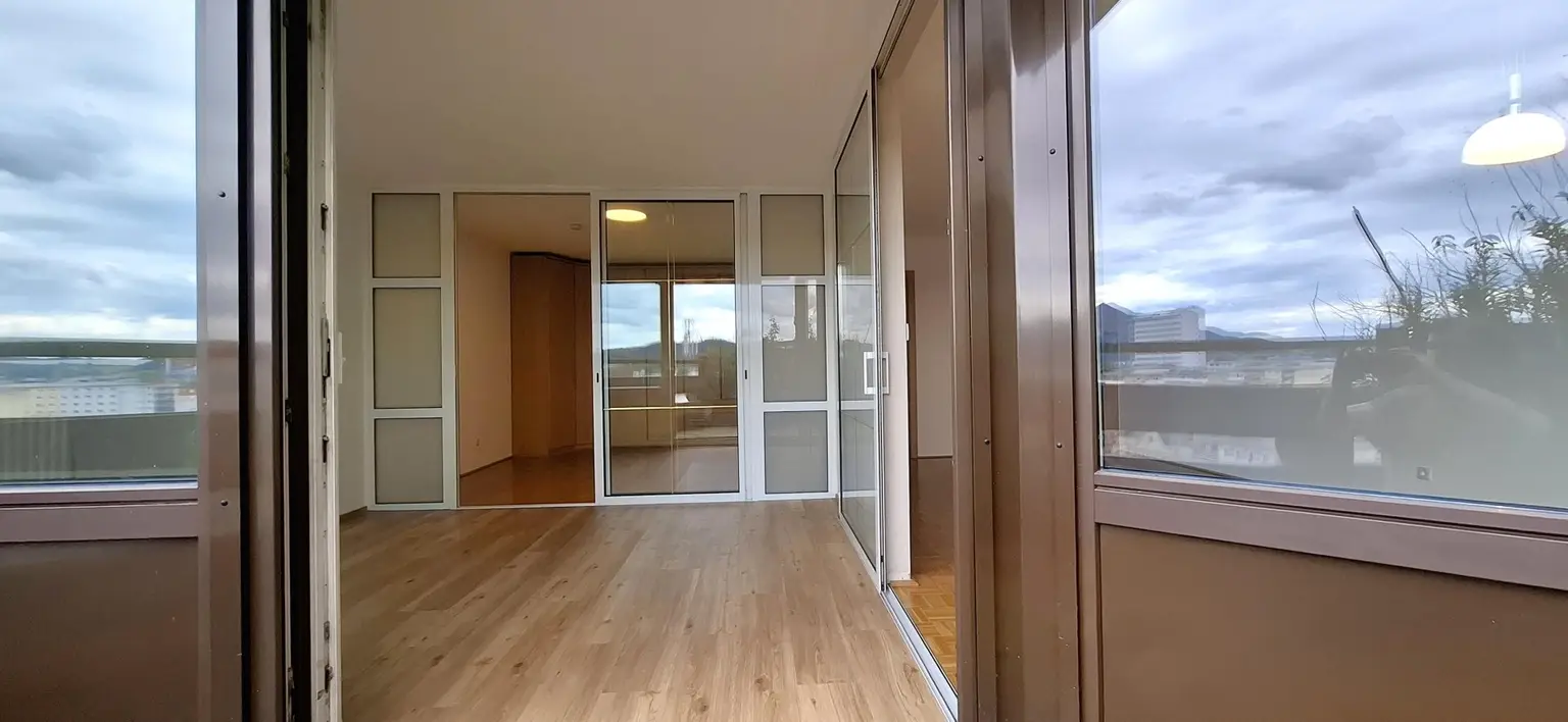 PREISREDUKTION - 3.Zi.-Wohnung mit Balkon/Loggia und TG Abstellplatz