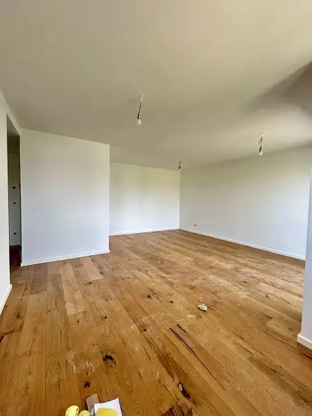 Modernes Wohnen in Mannswörth - Erstbezug mit Balkon und hochwertiger Ausstattung