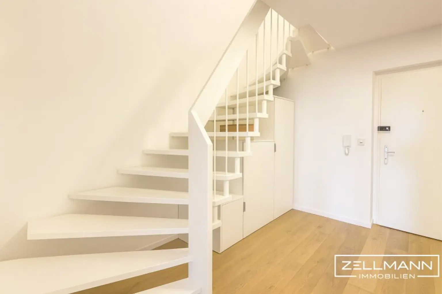 „Exklusive Maisonette mit zwei Loggien und Garagenplatz – Wohnen zwischen Ruhe und Urbanität“ | ZELLMANN IMMOBILIEN