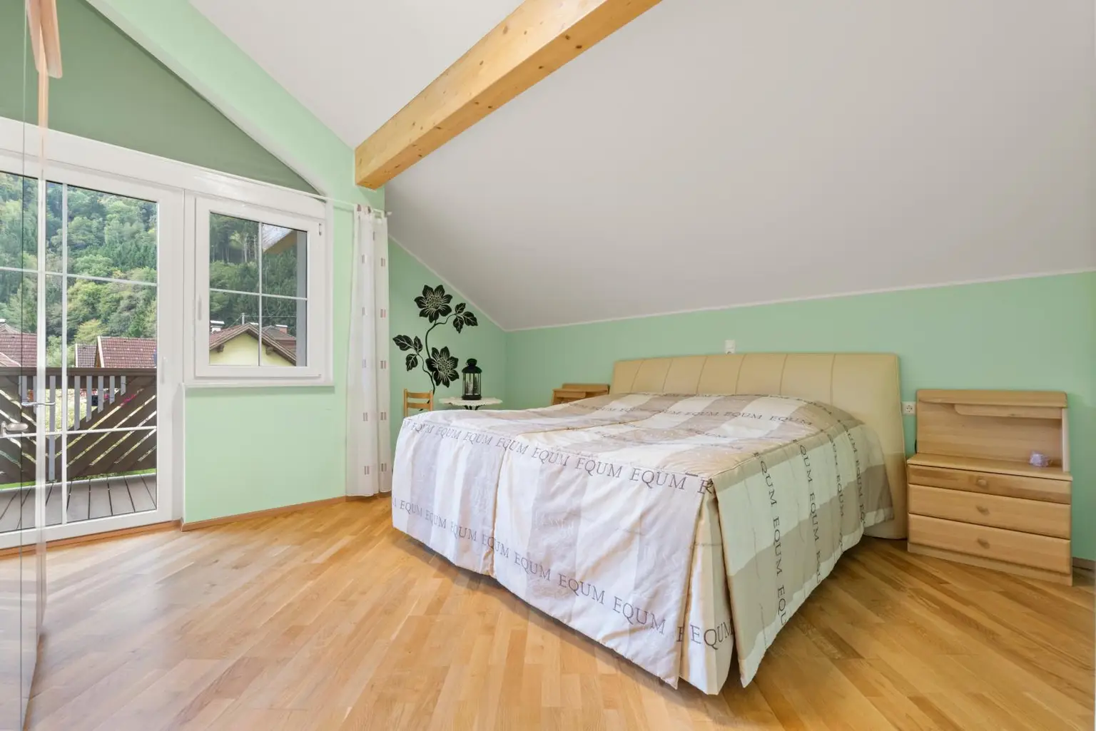 Schönes Einfamilienhaus mit großem Garten und guter Anbindung in Gmünd