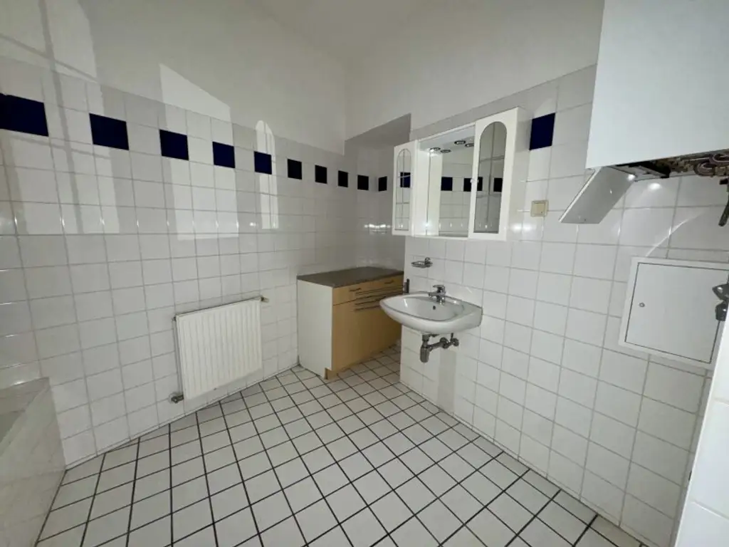 Charmanter Altbau mit Gestaltungsspielraum – Wohnen nach eigenen Vorstellungen