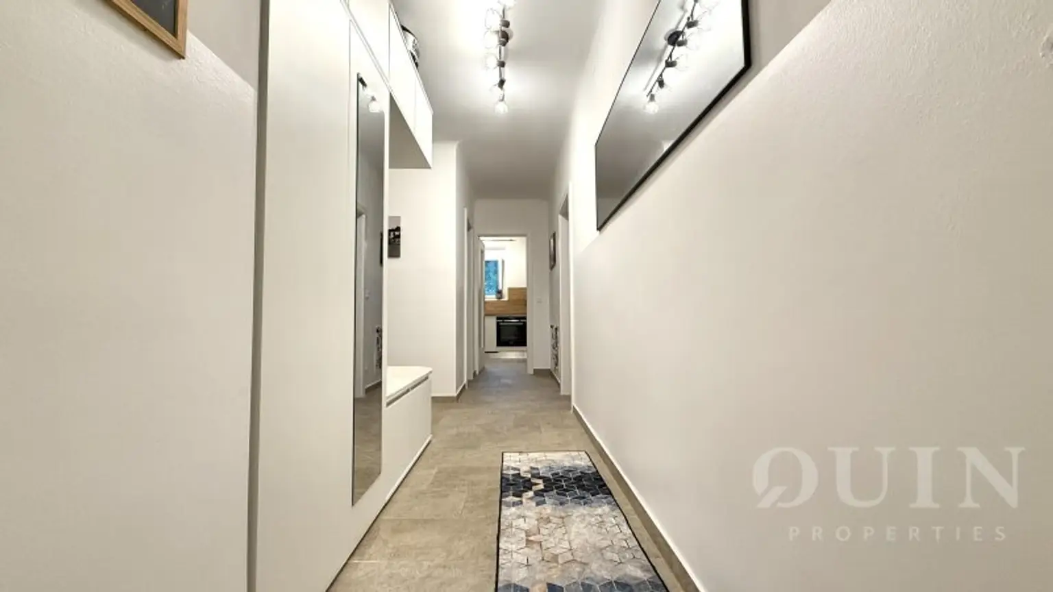 Moderne 3-Zimmer-Wohnung mit Balkon in Hetzendorf – kernsaniert & bestens angebunden