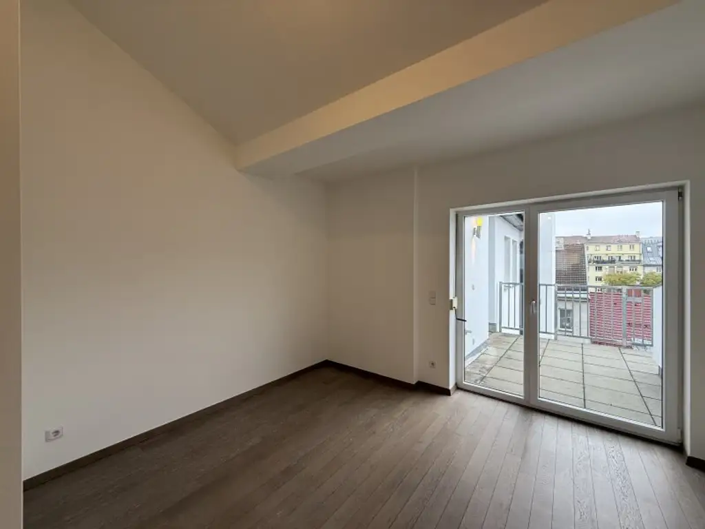 Großzügige 2-Zimmer Wohnung nahe U1 Keplerplatz in ruhiger Lage zu vermieten!