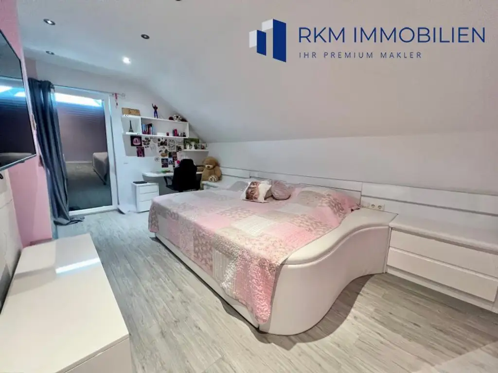 Luxuriöses Einfamilienhaus in Gerasdorf: 6 Zimmer, 207m², Terrasse & Balkone!