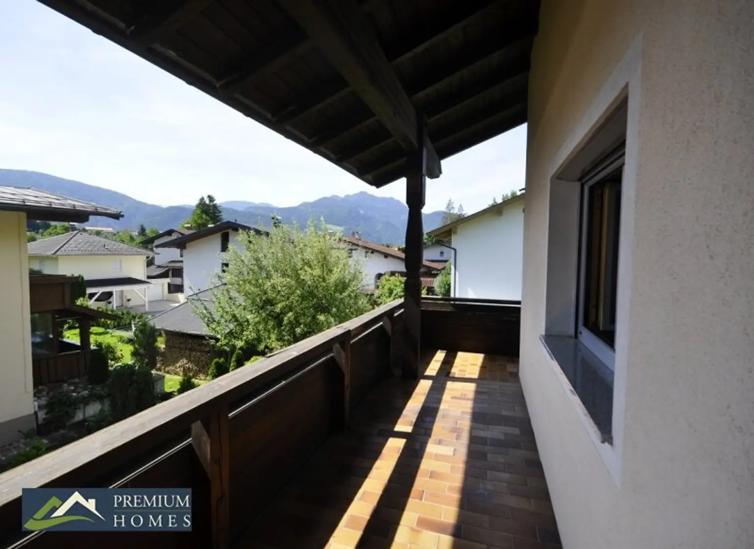 BREITENBACH am Inn - Balkon mit Aussicht