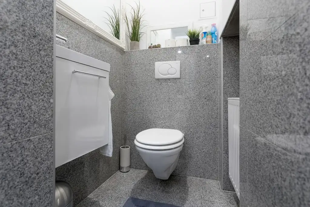 BEZUGSFERTIGE, TOPAUSGESTATTETE ALTBAUWOHNUNG NÄHE MARGARETENPLATZ  4 GEHMINUTEN ZUR U4-PILGRAMGASSE