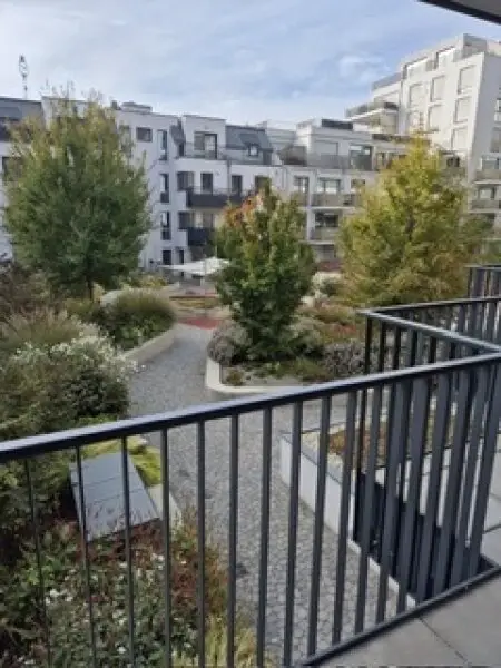 3 Zimmer Mietwohnung mit Loggia und Garage auf Wunsch