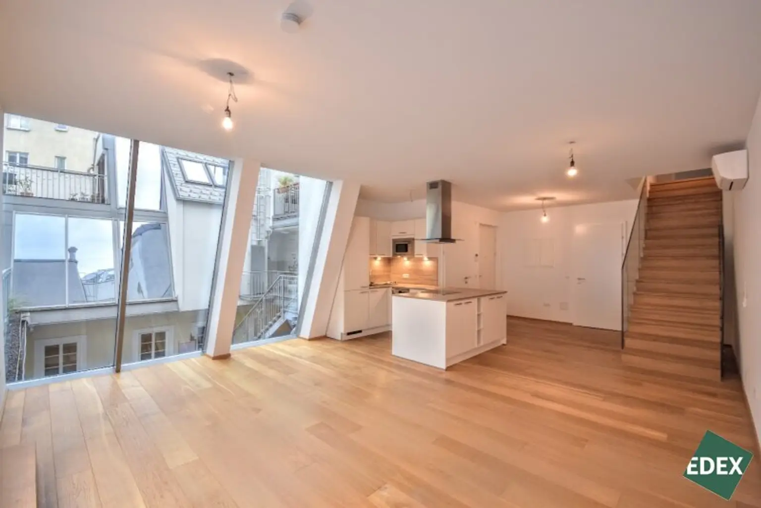 Klimatisierte 3-Zimmer-Maisonette mit Terrasse