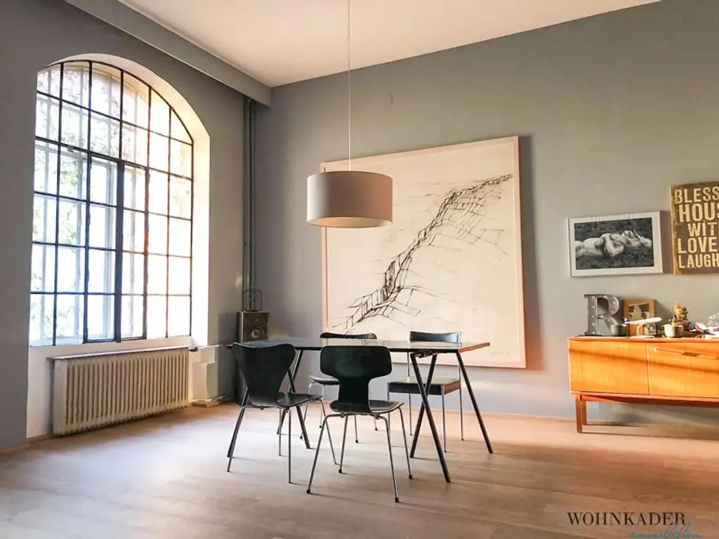 Modernes Loft-Büro in historischer Seidenfabrik – einzigartiger Backsteincharme & hochwertige Ausstattung