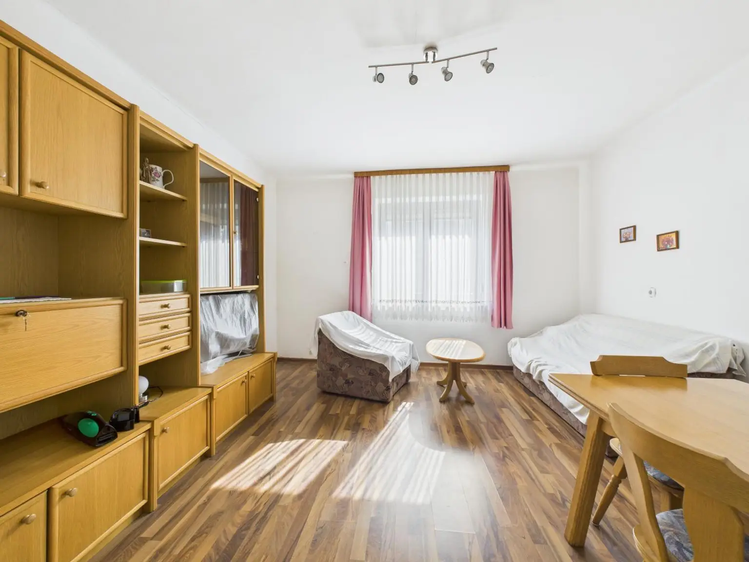 Illmitz – 2 Häuser mit Entwicklungspotenzial im Ortszentrum