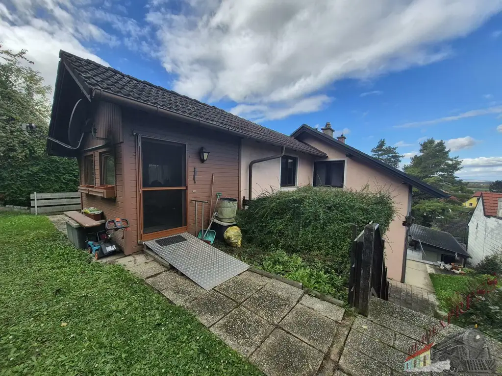 6 Zimmer mit Aussicht und 2391m2 Grundstück