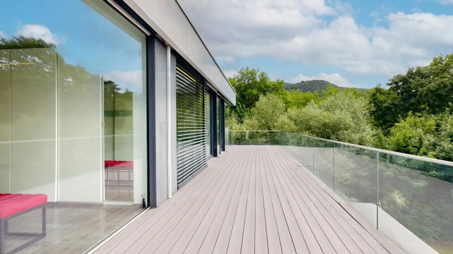 Luxusvilla mit Infinitypool in absoluter Ruhelage in Hinterbrühl – Exklusives Anwesen mit Top-Ausstattung