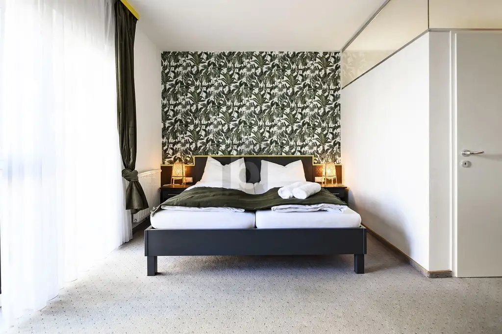 THERMENHOF - ETABLIERTES FAMILIENHOTEL MIT POTENTIAL IN ZENTRALER LAGE