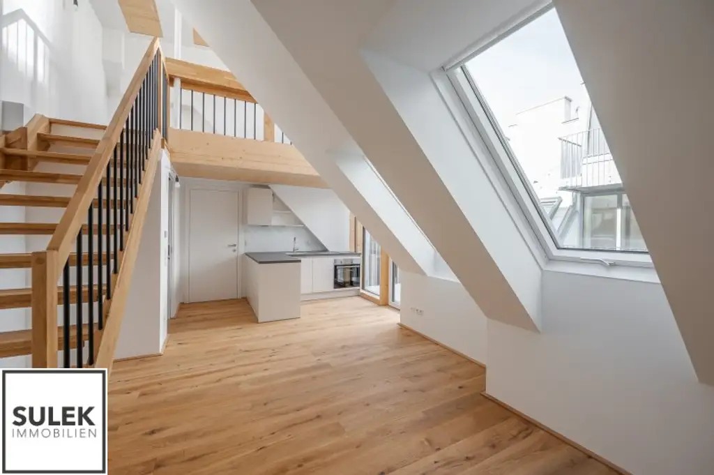 lichtdurchflutete und hochwertig ausgestattete Single-DG-Maisonette in der Czerningasse