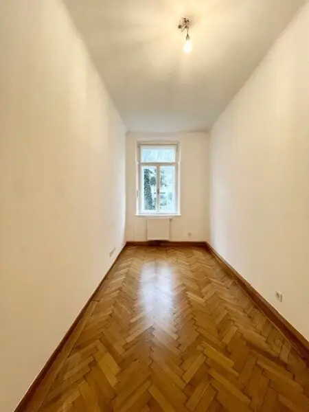 Gersthof /Pötzleinsdorf - charmante Altbauwohnung, 94m2 mit Balkon, Grünblick & Gartenidylle mitten in der Stadt!