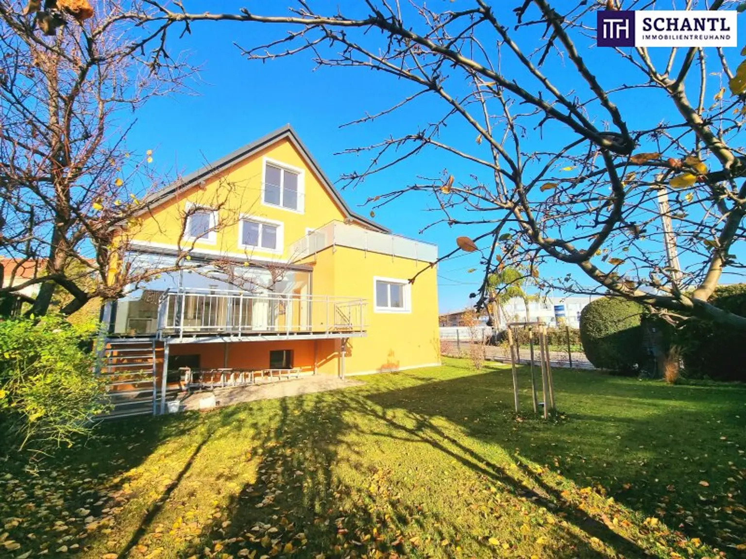 Fantastische 4-Zimmer Gartenwohnung! Mehr Natur. Mehr Ruhe. Mehr Grün. WOW! Riesiger Garten + Herrliche Terrasse + Lichtdurchfluteter Wintergarten + Stellplatz! Jetzt zugreifen!