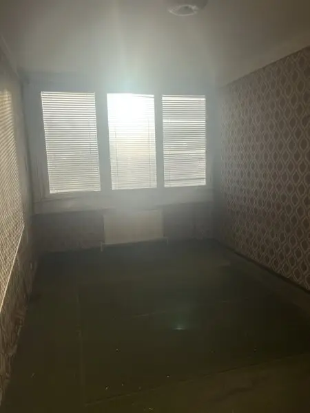 Baden - Eigentumswohnung in Toplage - sanierungsbedürftig
