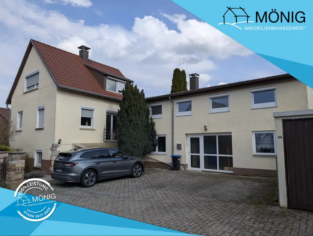 2-Familienhaus auf großem Erbpachtgrundstück