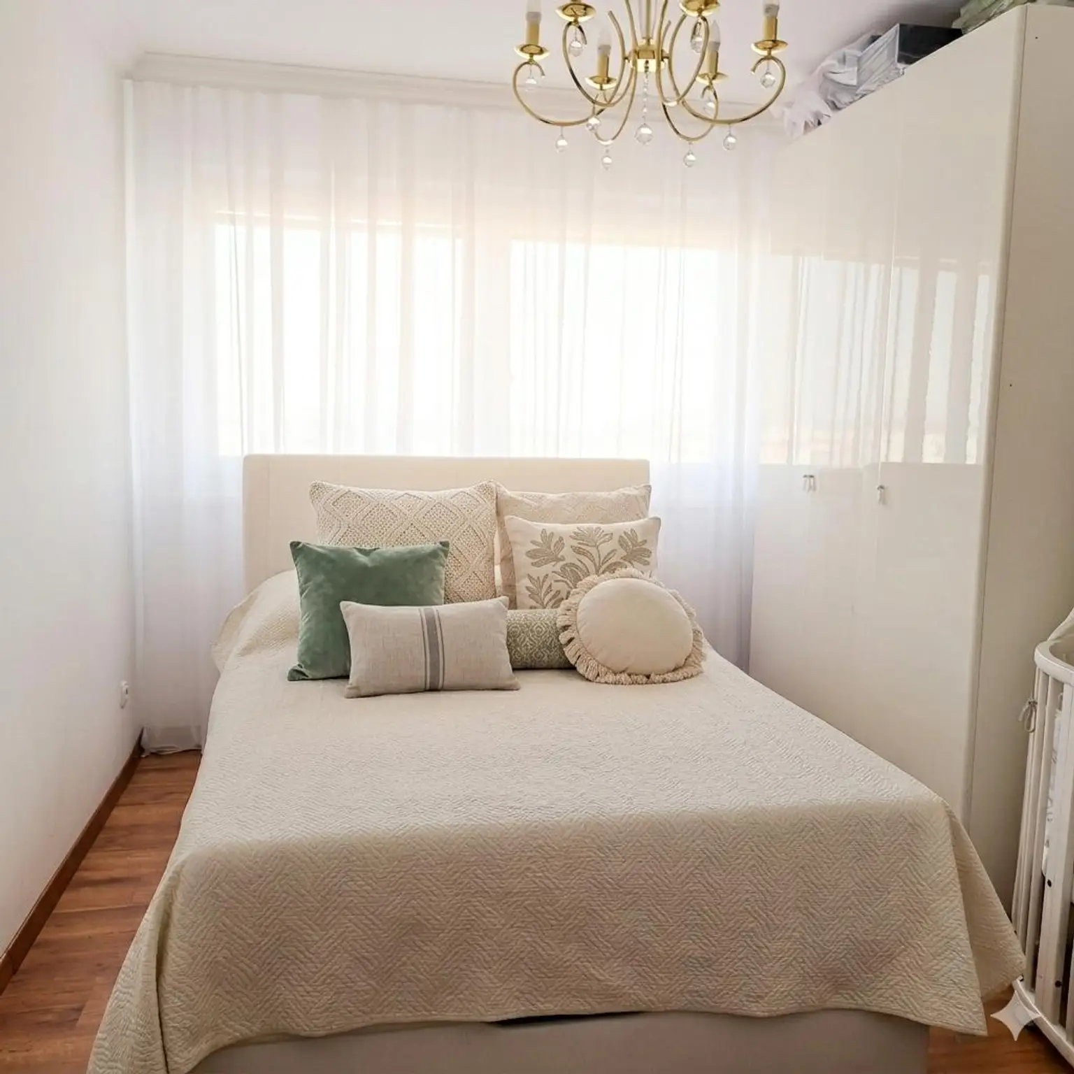 Schlafzimmer mit KI dekoriert