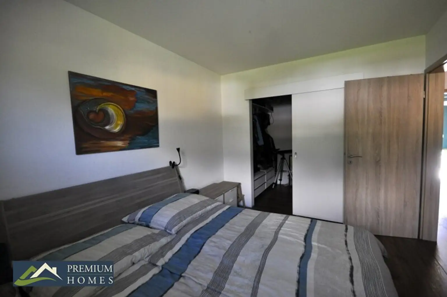 Reihenmittelhaus in Kramsach - Elternzimmer mit Zugang Kleiderraum