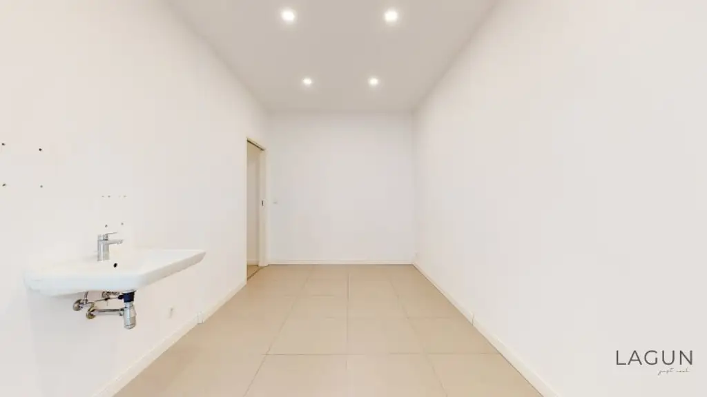 GRUPPENPRAXIS, ORDINATION, BÜRO, Innenhofgebäude mit Gartennnutzung ab 01.01.2026