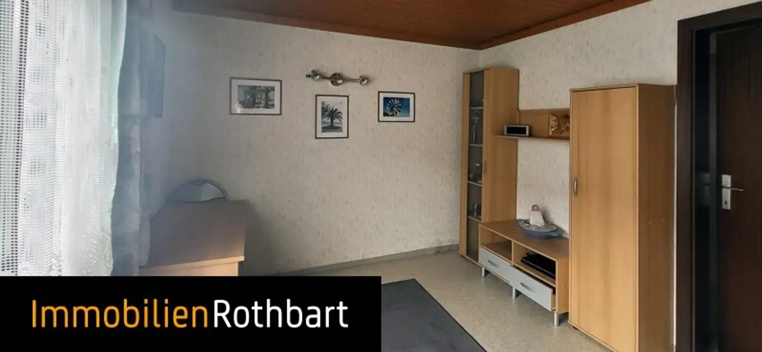Eckreihenhaus mit Grund und kleinem Vorgarten in ruhiger Wohngegend!