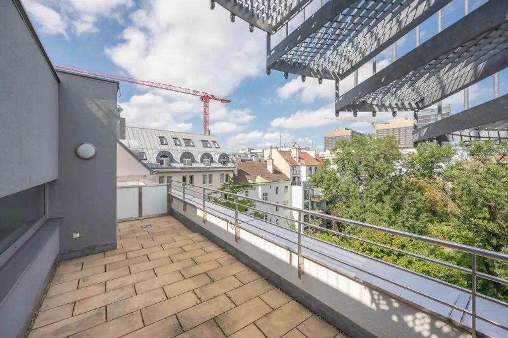 ++NEU++ Fantastisch aufgeteilte 4 Zimmer DG-Wohnung in absoluter Bestlage des 09. Bezirks - Viktor Frankl Park / Mariannengasse. +++ Dachterrasse! ++++
