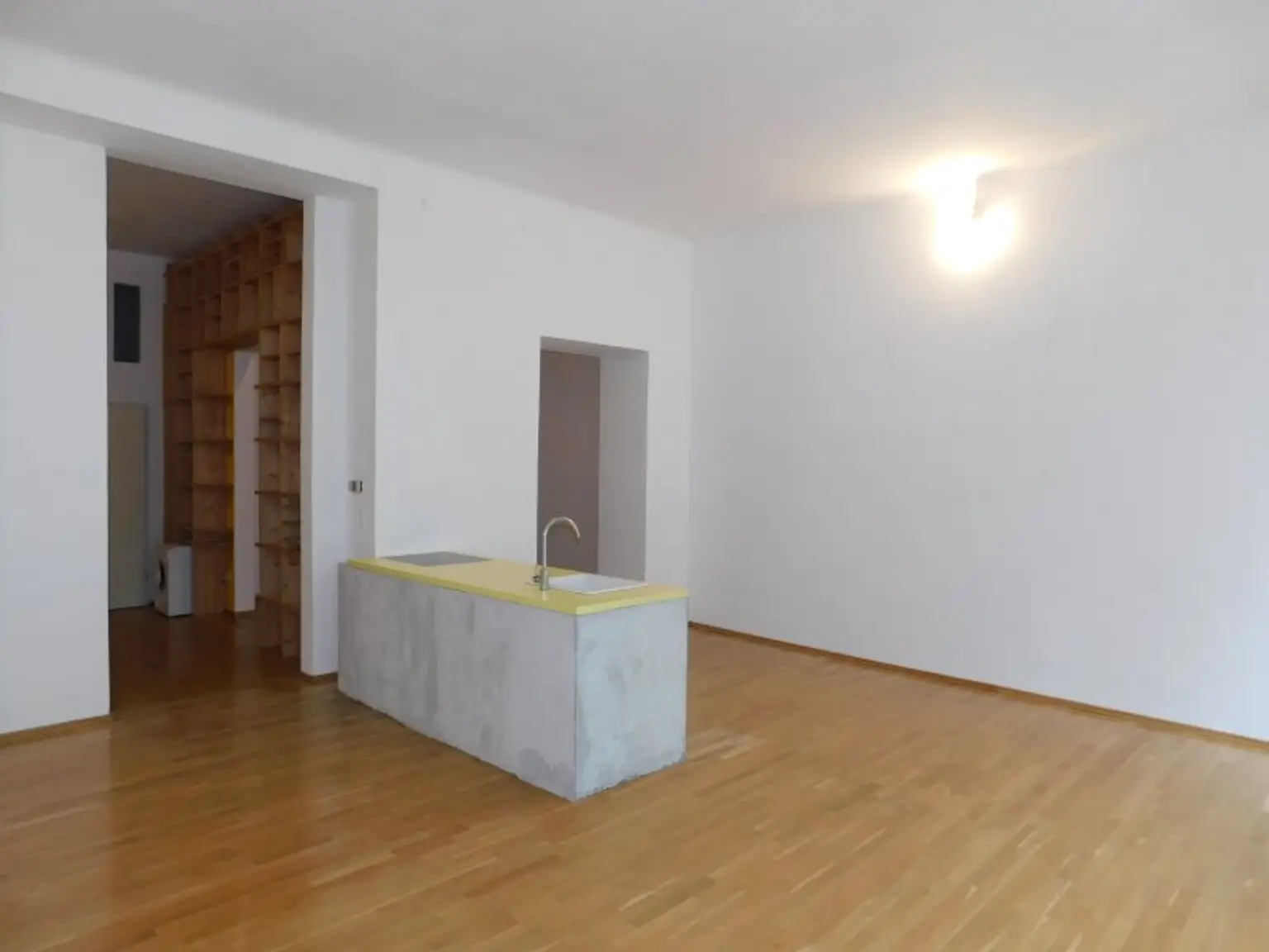 Großzügige Wohnung mit 4 Meter Deckenhöhe - Saniert - Perfekter Grundriss