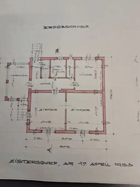 Zistersdorf/ A5 -Nähe: Wohnhaus mit Garten und Garage in absoluter Ruhelage