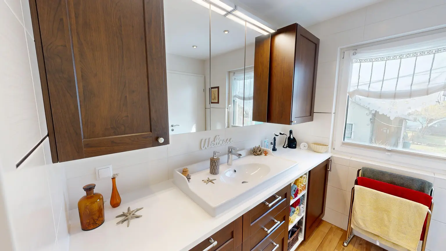 Moderne Doppelhaushaelfte mit Garten in Gerasdorf - Erstbezug 2016