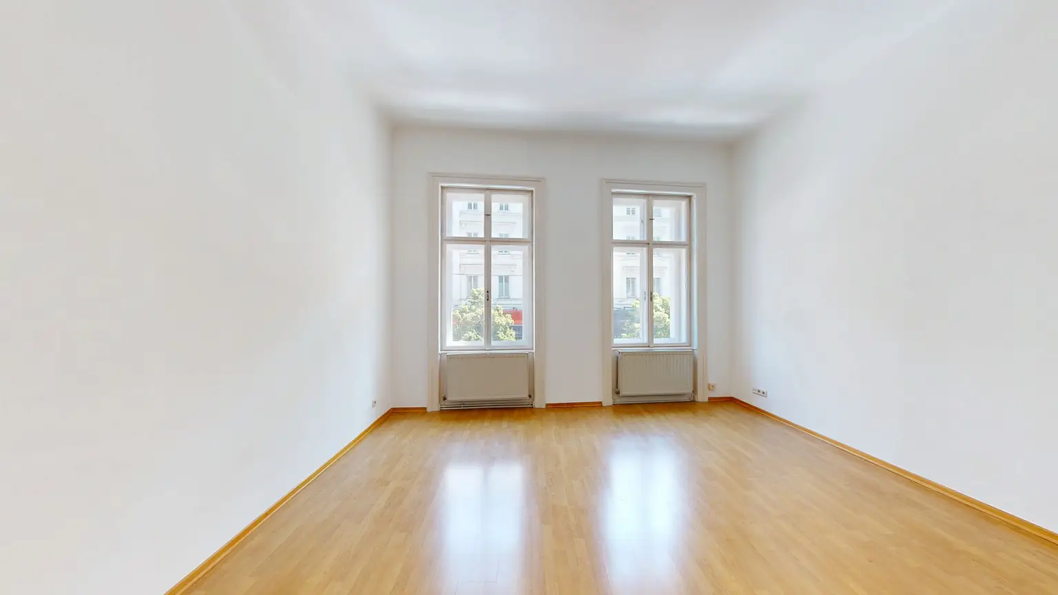 Renovierte 2-Zimmer-Wohnung – zentral begehbar & unbefristete Miete