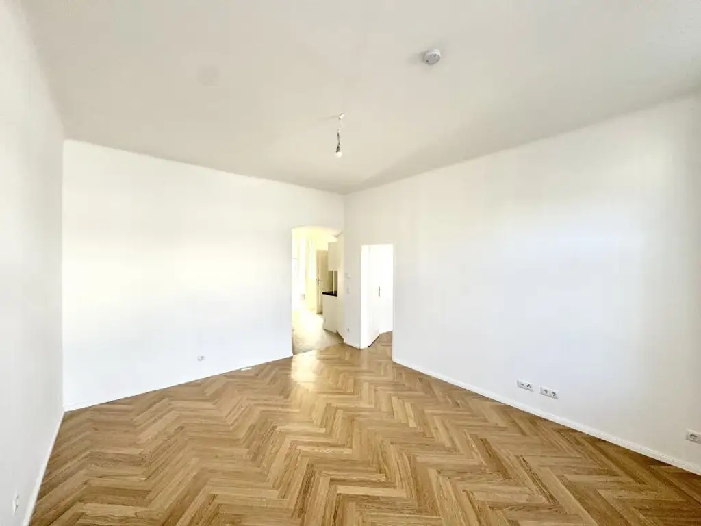Top-Gelegenheit: Sanierte Altbauwohnung mit modernem Flair – ca. 41 m² in 1150 Wien