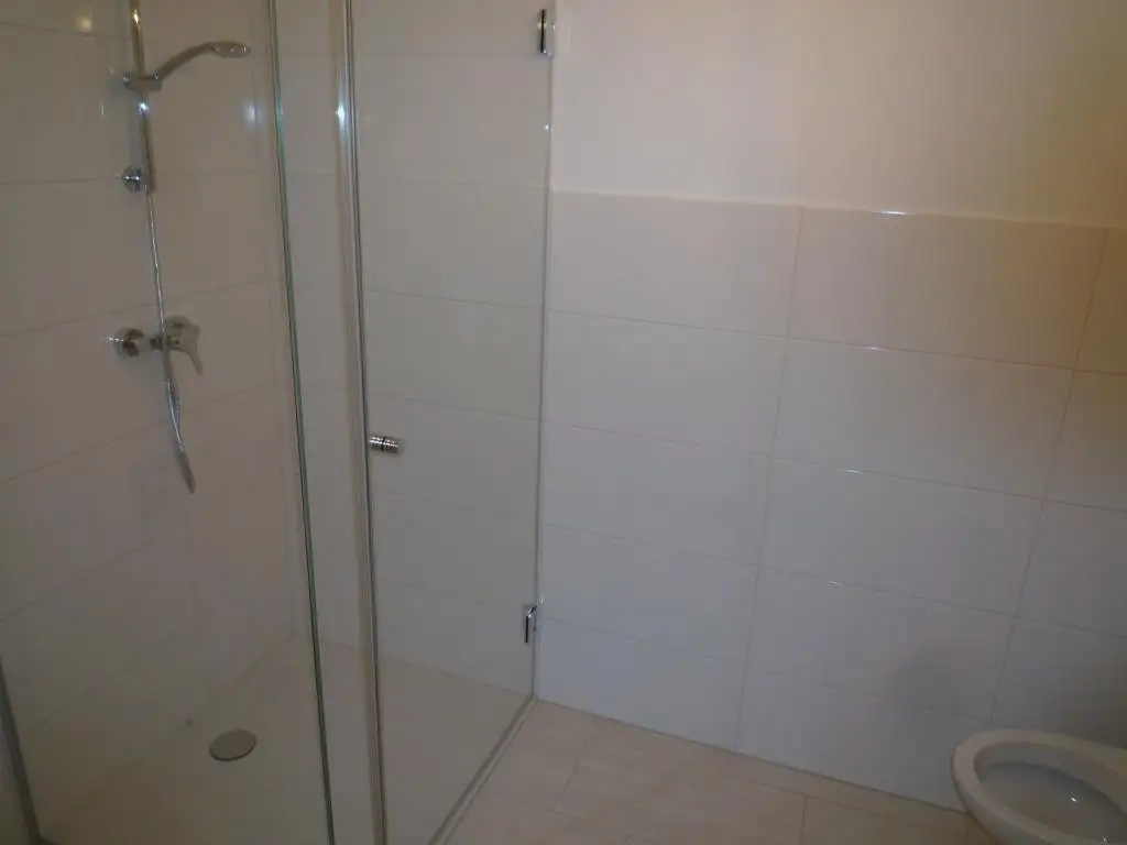 SINGLEWOHNUNG MIT GARTEN....! ! SOFORT VERFÜGBAR ! TOP 14