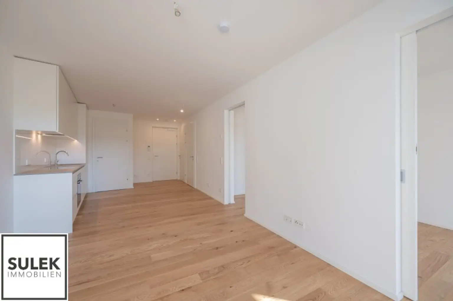 *ab 01/2026* 2 Zimmer Zweitbezugswohnung mit sonniger Loggia nahe U4