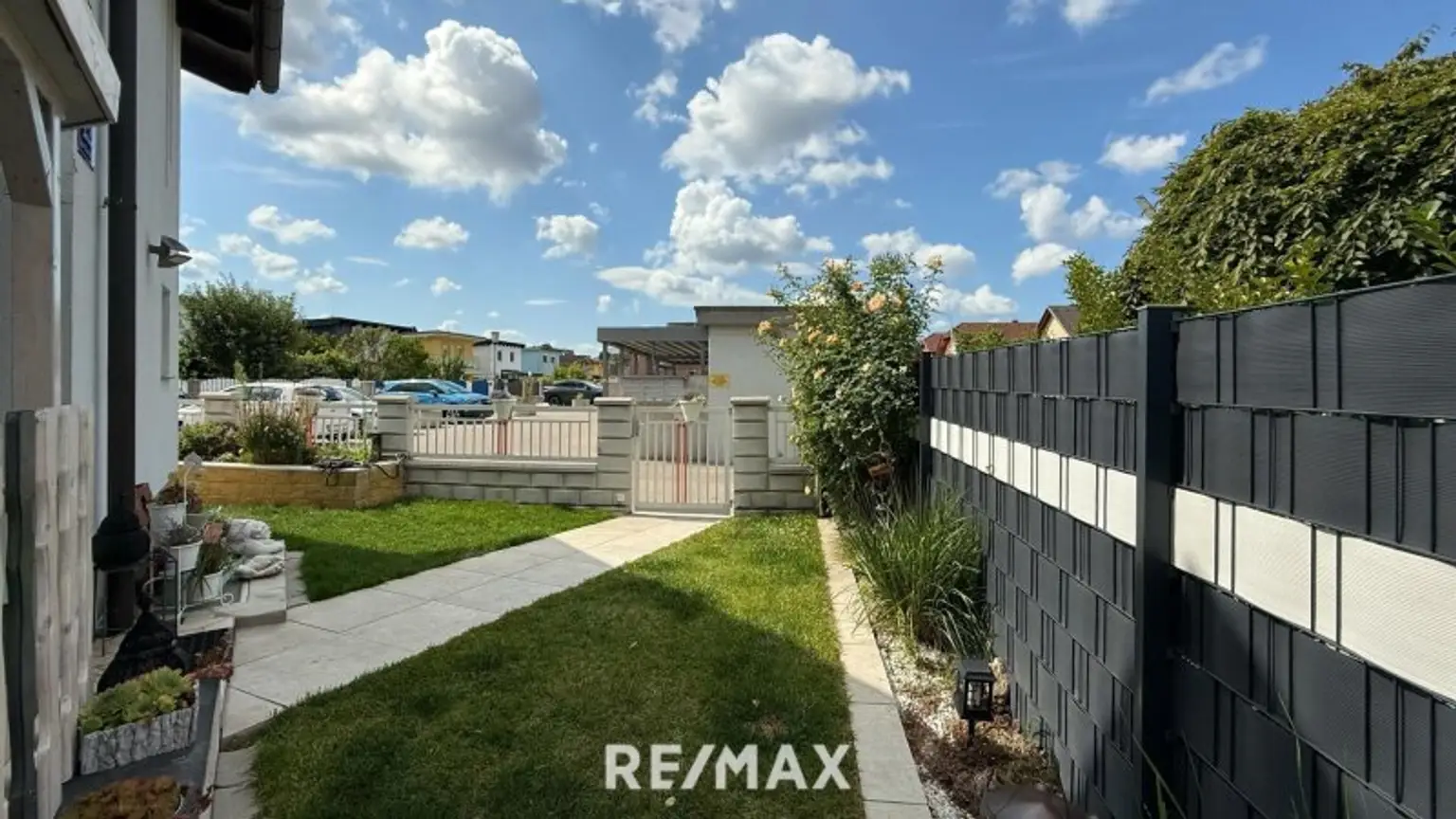 Absolute Ruhelage/Haus mit wunderschönem Garten!