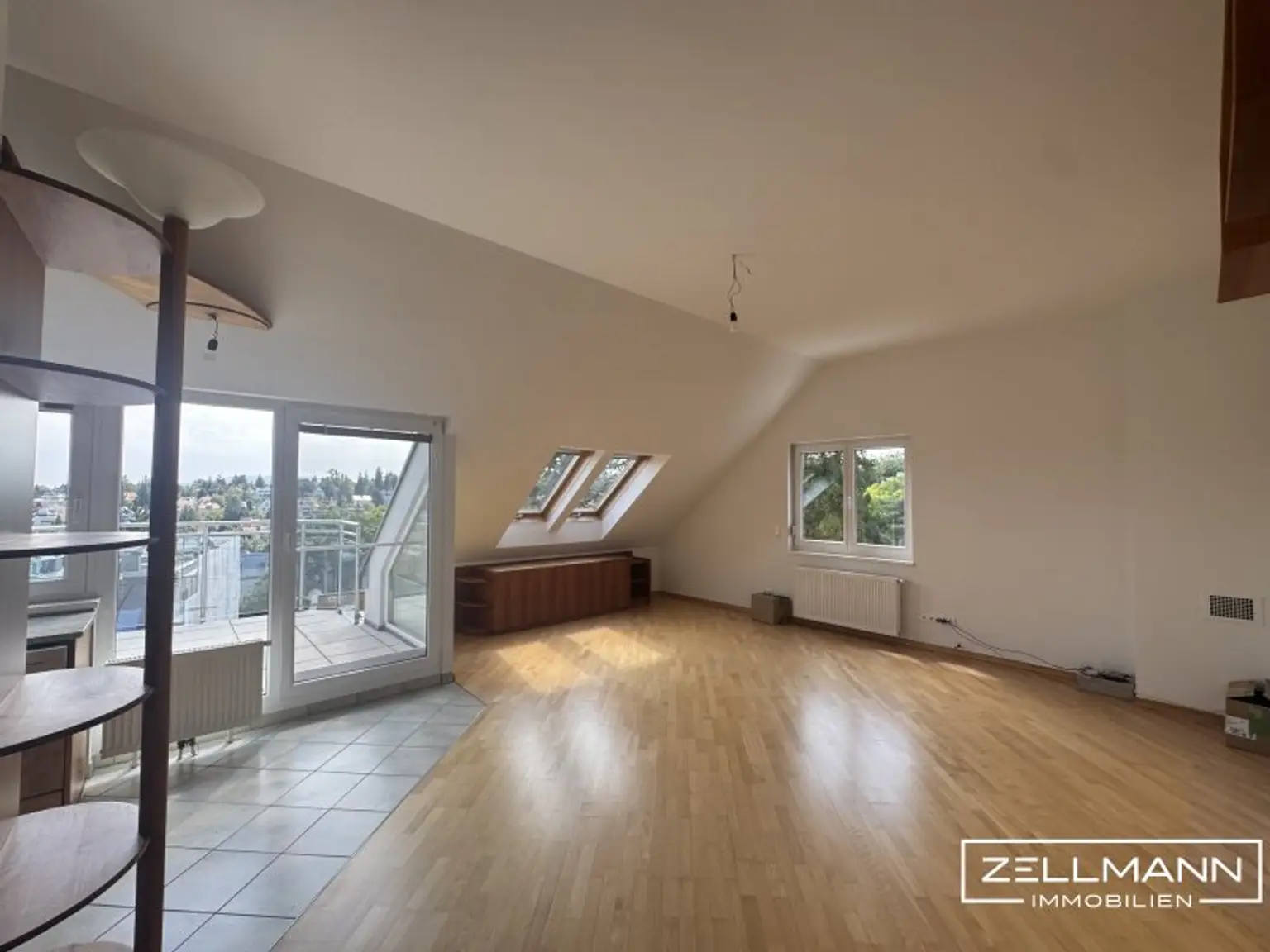 Familienfreundlich & naturnah – Exklusive Maisonette in Grünruhelage | ZELLMANN IMMOBILIEN