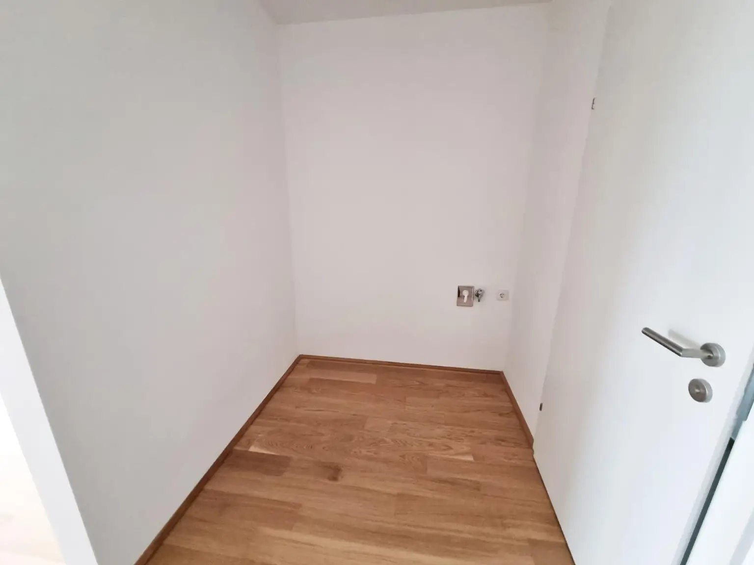 Bezugsfertige 5-Zimmer-Wohnung in Top-Lage in Graz Geidorf! Unverbaubarer Blick Richtung Mur!