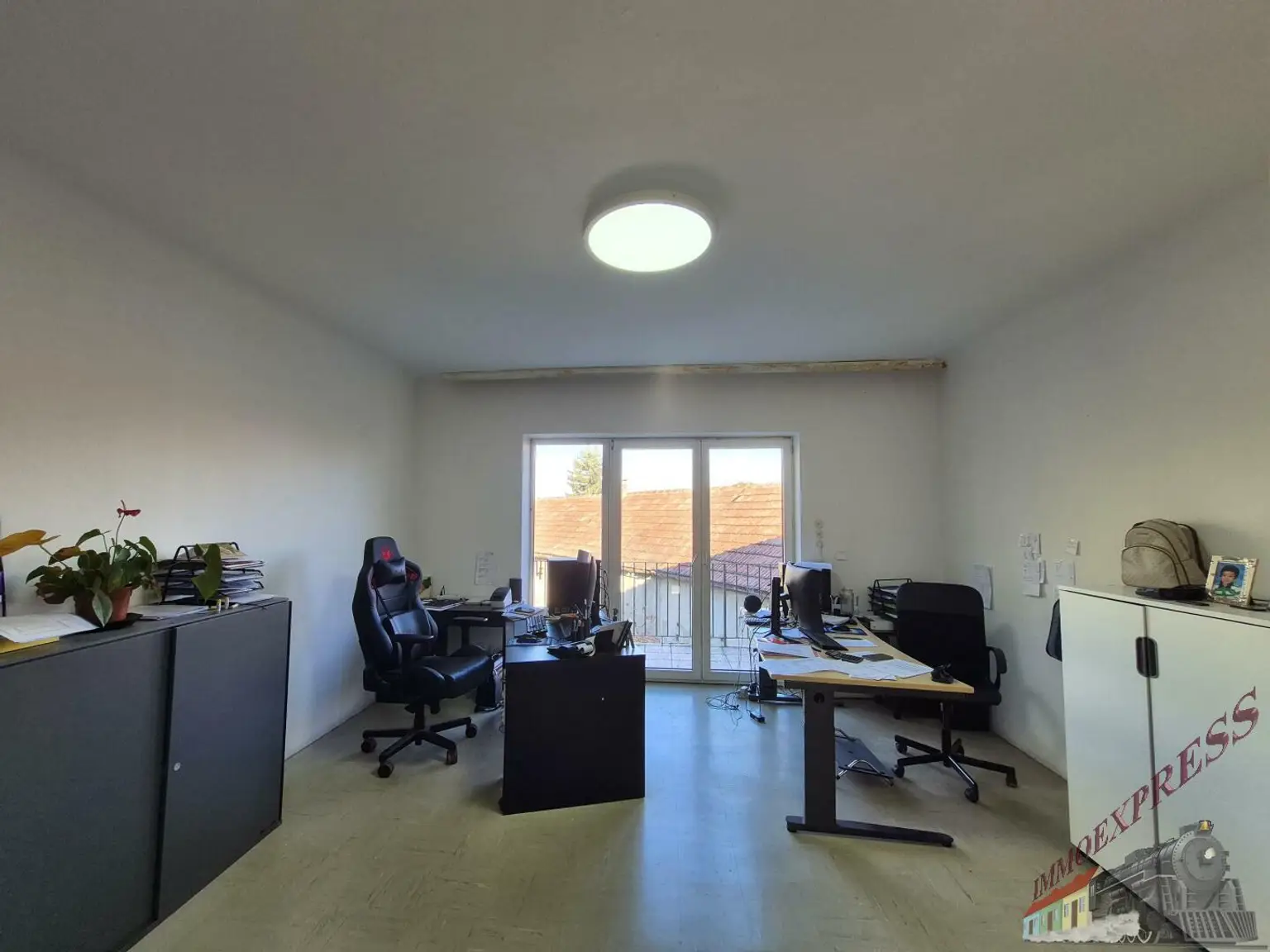 Ideal für Ihre Firma- inklusive Mitarbeiterwohnungen und vielem mehr