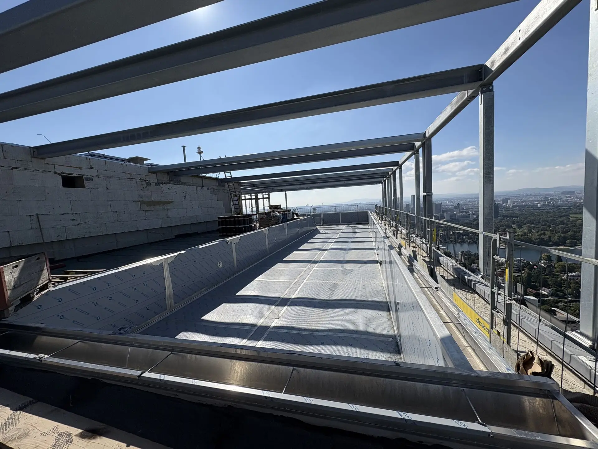 20251003_104126969_iOS