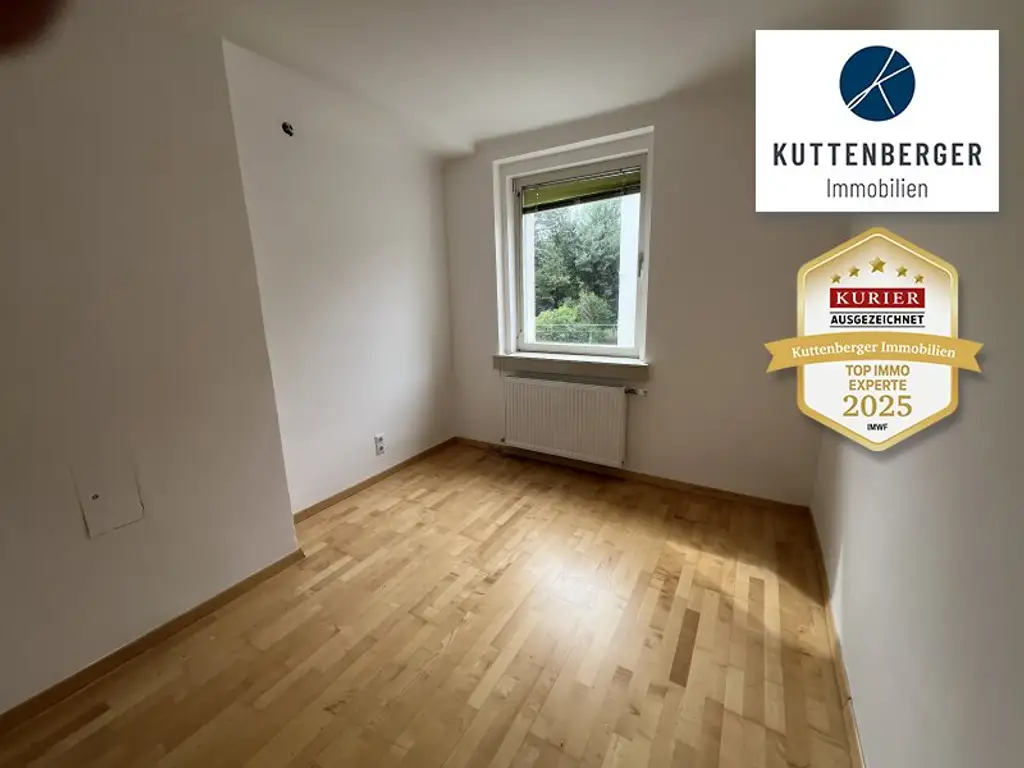 Gute Wohnlage & Grünruhelage: Sanierte Vierzimmer-Wohnung!