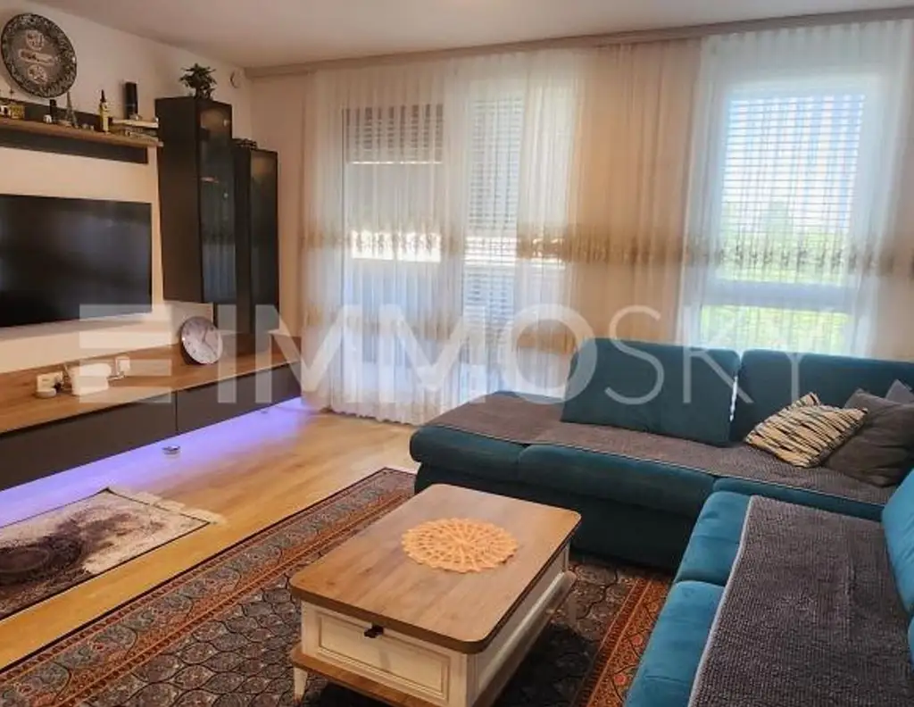 Design trifft Komfort: Erstklassige 4-Zimmer-Neubauwohnung mit Balkon