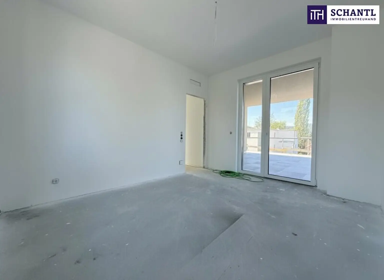 Exklusives 117m2 Penthouse mit einer unglaublichen ca. 150m2 großen Sonnenterrasse -Glück in perfekter Lage – Sichern Sie sich Ihr exklusives Wohnjuwel!