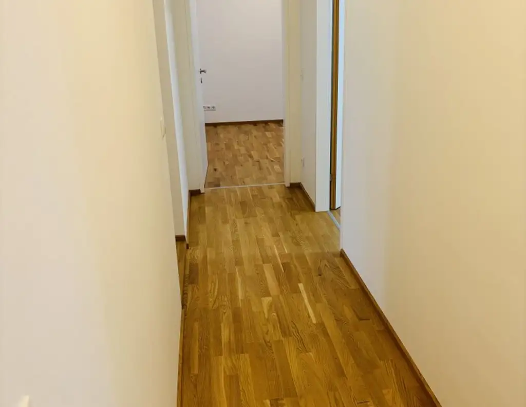 Schöne 4-Zimmer-Wohnung in Graz: Balkon, Badewanne, ideal für Ihr neues Zuhause!