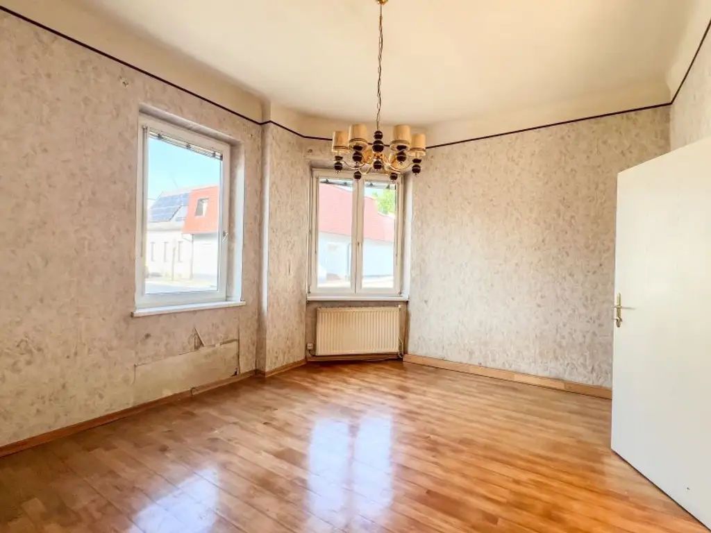 Charmante Liegenschaft mit Ausbau- und Neubaupotential im Herzen von Guntramsdorf