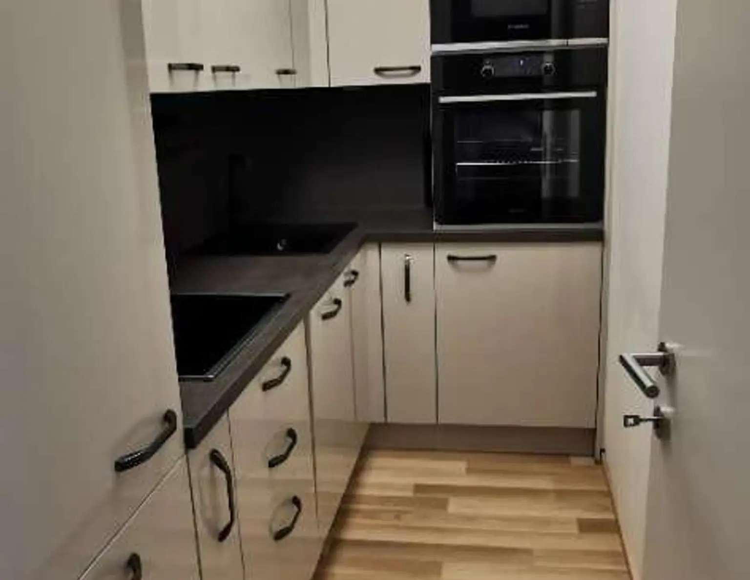 K3 - Salzburg Süd/Alpenstraße - geschmackvoll möblierte Wohnung mit einem Schlafzimmer zu kaufen!!!