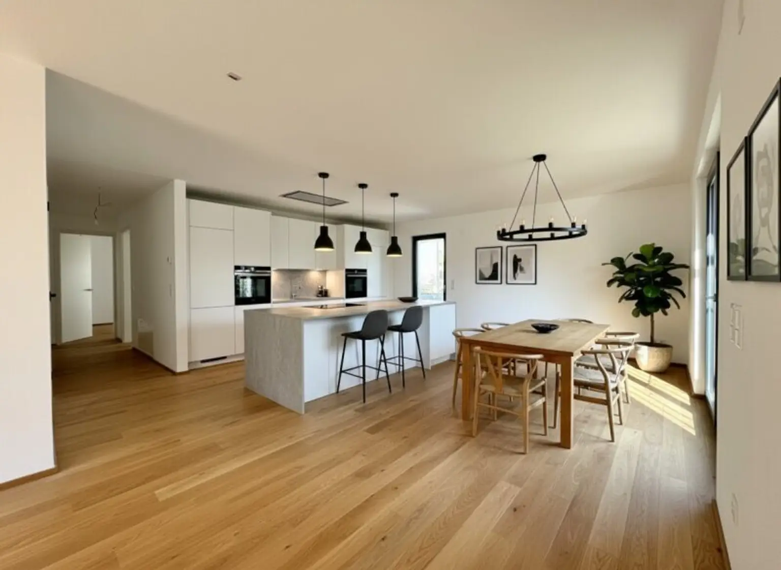 Wohntraum an der Alten Donau - hochwertiger Erstbezug in ruhiger Sackgasse - Außenstellplatz bereits inklusive! Baurechtsgrund