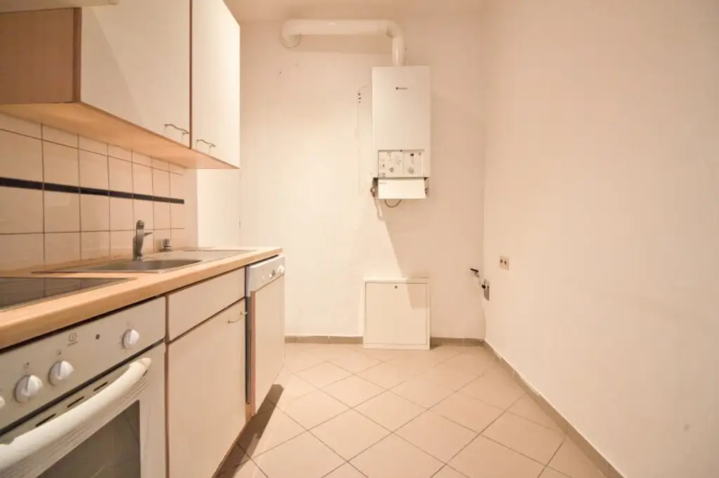 gepflegte, helle 1-Zimmer-Wohnung mit separater Küche | ruhige Lage