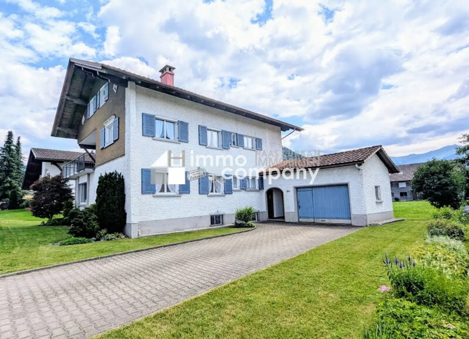 Traumhaftes Haus in Hittisau: 250 m² Wfl., Garten, Balkon & Garage für € 650.000,- !