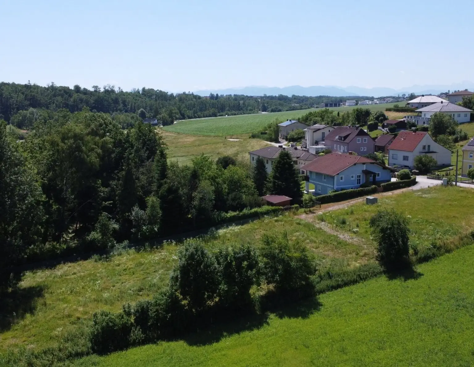 Grundstück für Ihr neues Traumhaus in Linz Land! - Bauland und Grünland auf 2.732 m² zu verkaufen
